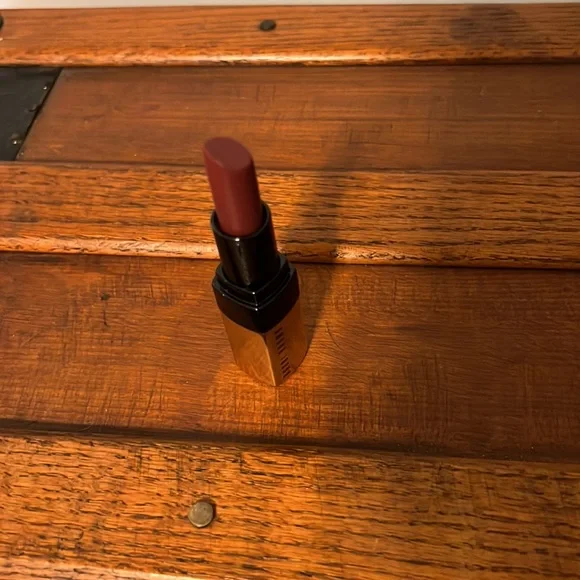 Bobbi Brown Luxe Lip Color Bond - Picture 10 of 15